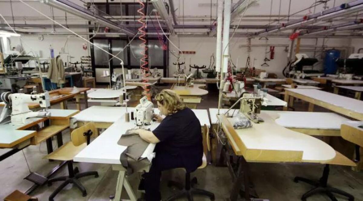 Incertezza e dazi frenano l'Emilia-Romagna: rallenta l'industria regionale - Ansa
