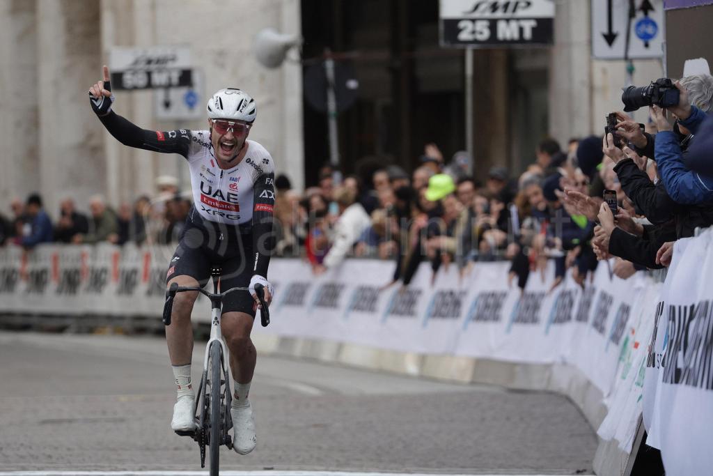 Settimana Internazionale Coppi e Bartali 2025 – 40th Edition – 5th stage Brisighella – Forlì 132,5km – 29/03/2025 – Jay Vine (AUS – UAE Team Emirates – XRG) – photo Massimo Fulgenzi/SprintCyclingAgency©2025