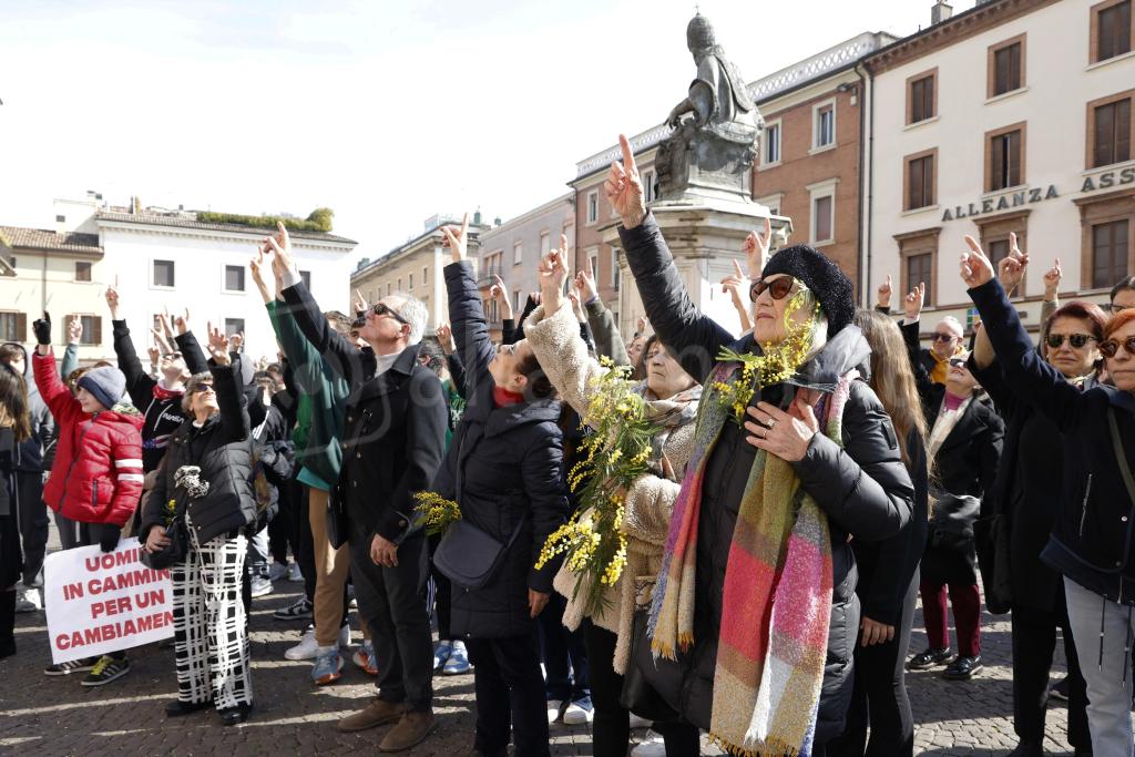 RIMINI 08-03-2025 camminata degli uomini contro la violenza sulle donne ©Claudio Zamagni/