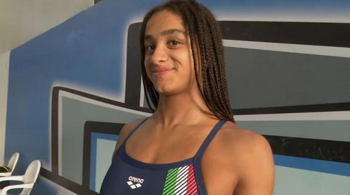 Sara Curtis: Riccione incorona la nuova regina del nuoto, batte record Pellegrini nei 100 stile - PH RAI