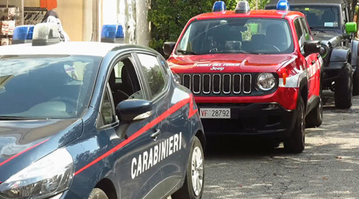Deambulatore e "Diavolina" in mano dà fuoco al palazzo dei Servizi Sociali: 95enne nei guai, "Ha bisogno di aiuto" - Foto di repertorio