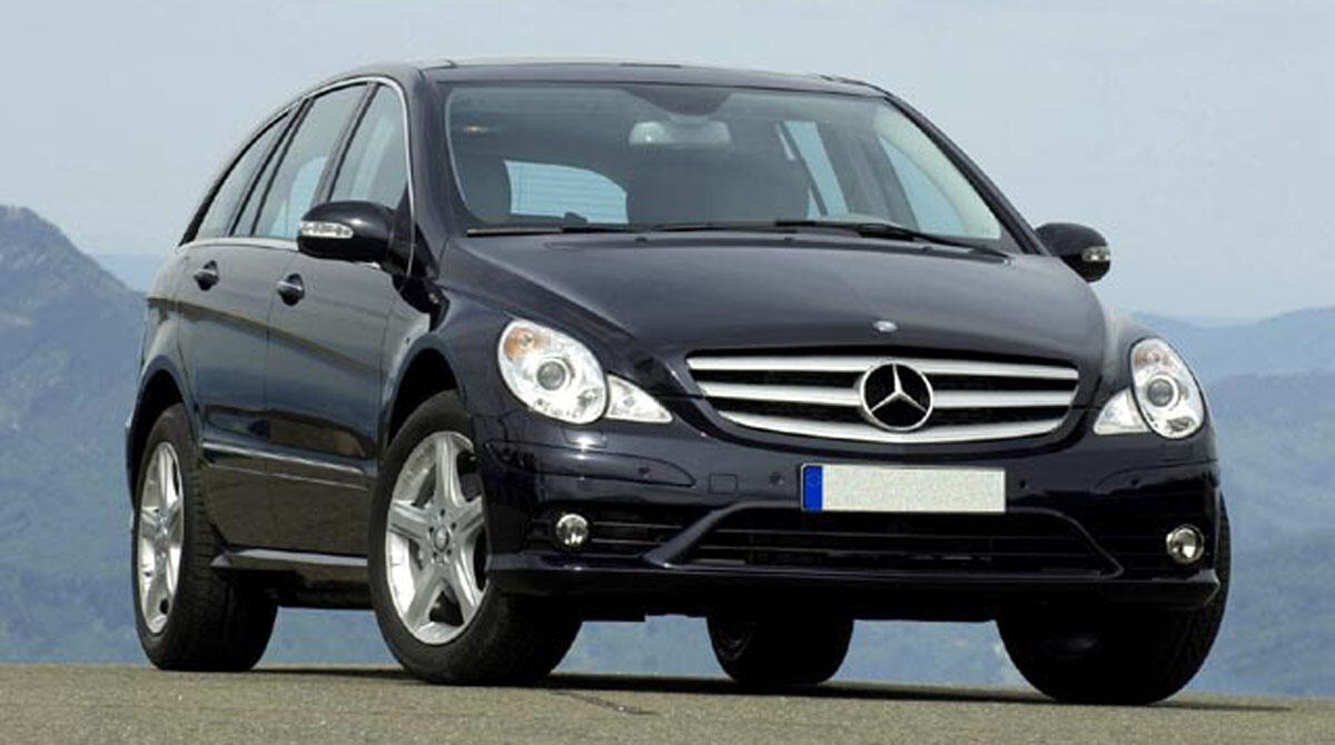 Rimini, il Comune mette in asta un'auto e due moto - Mercedes R320 Cdi 4Matic FOTO DI REPERTORIO DA QUATTRORUOTE