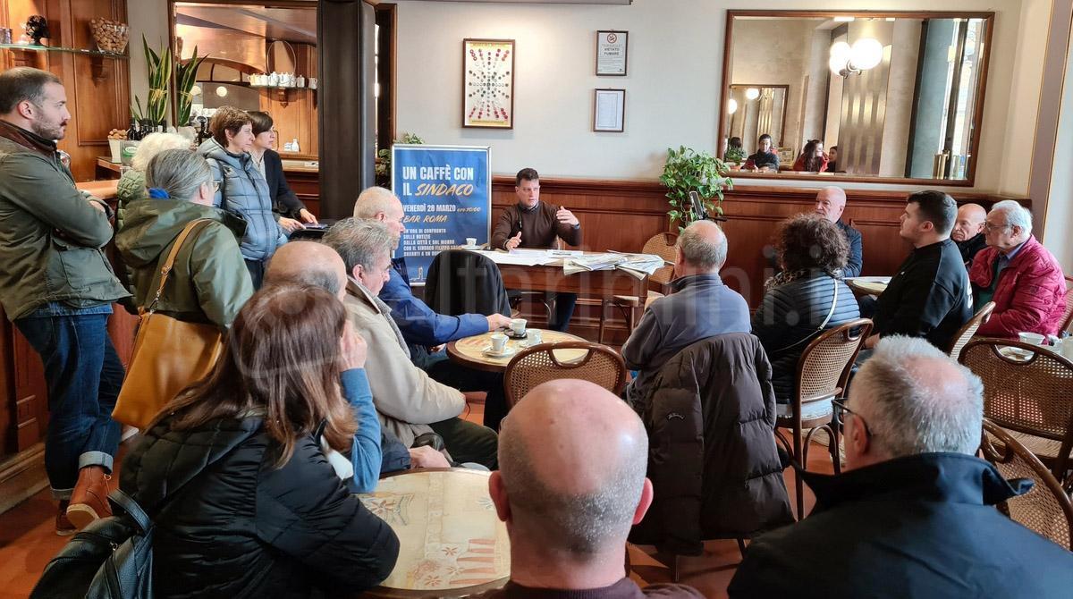 Santarcangelo, dialogo con i cittadini davanti a un caffè: focus sull’ex cementificio Buzzi Unicem -