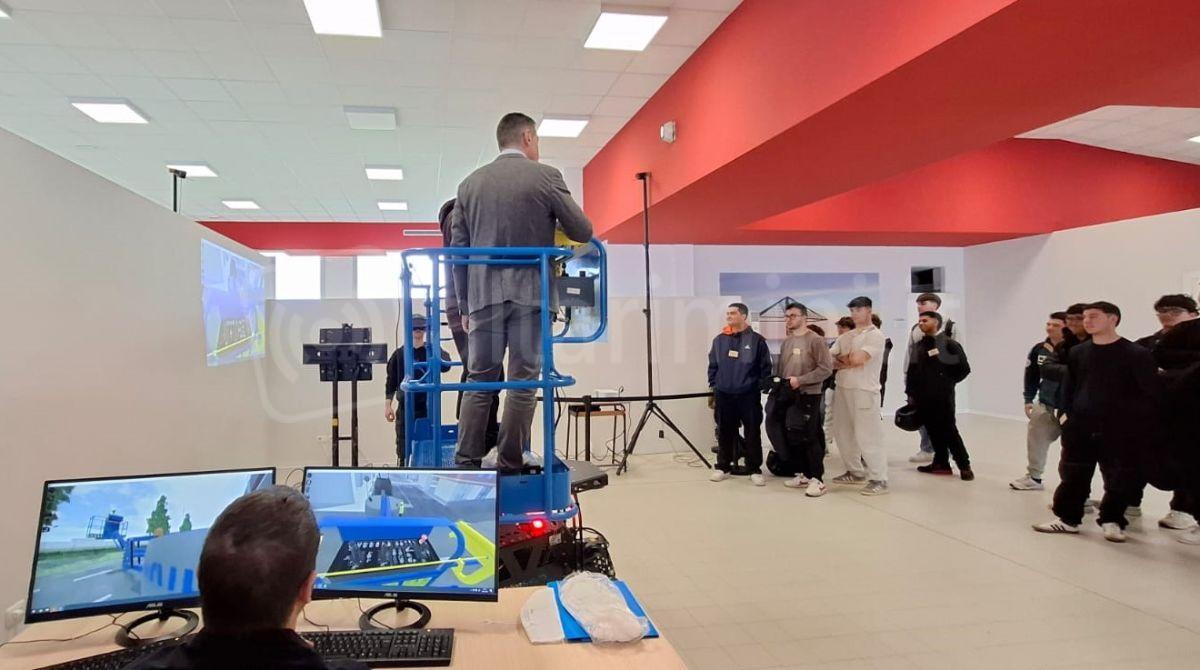 Lezione di sicurezza per 120 studenti di Rimini: focus sulle piattaforme di lavoro elevabili -