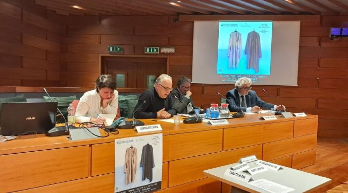 Dignità e diritti per i trans detenuti. Un convegno a Bologna fa il punto sulle minoranze in carcere - Il convegno su carcere e trasgender
