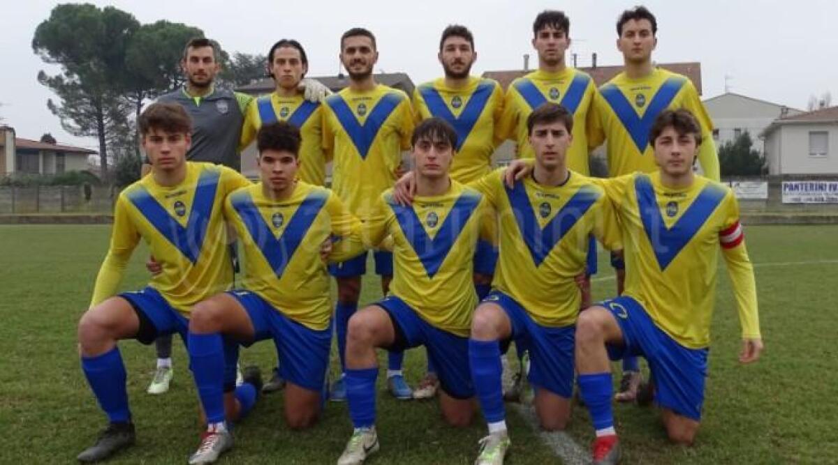 Calcio Promozione, il ds Cipriani: 'Stella, l'obiettivo salvezza chiama: non possiamo fallire' -