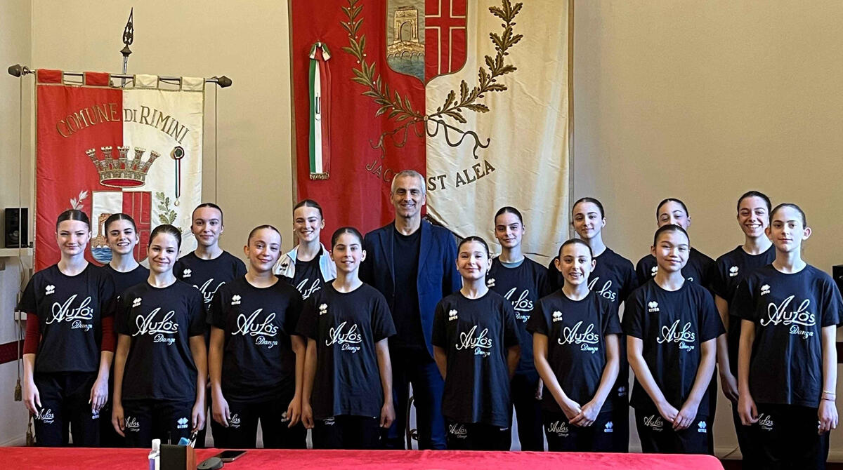Aulòs Danza, le talentuose ballerine riminesi volano a Miami - 