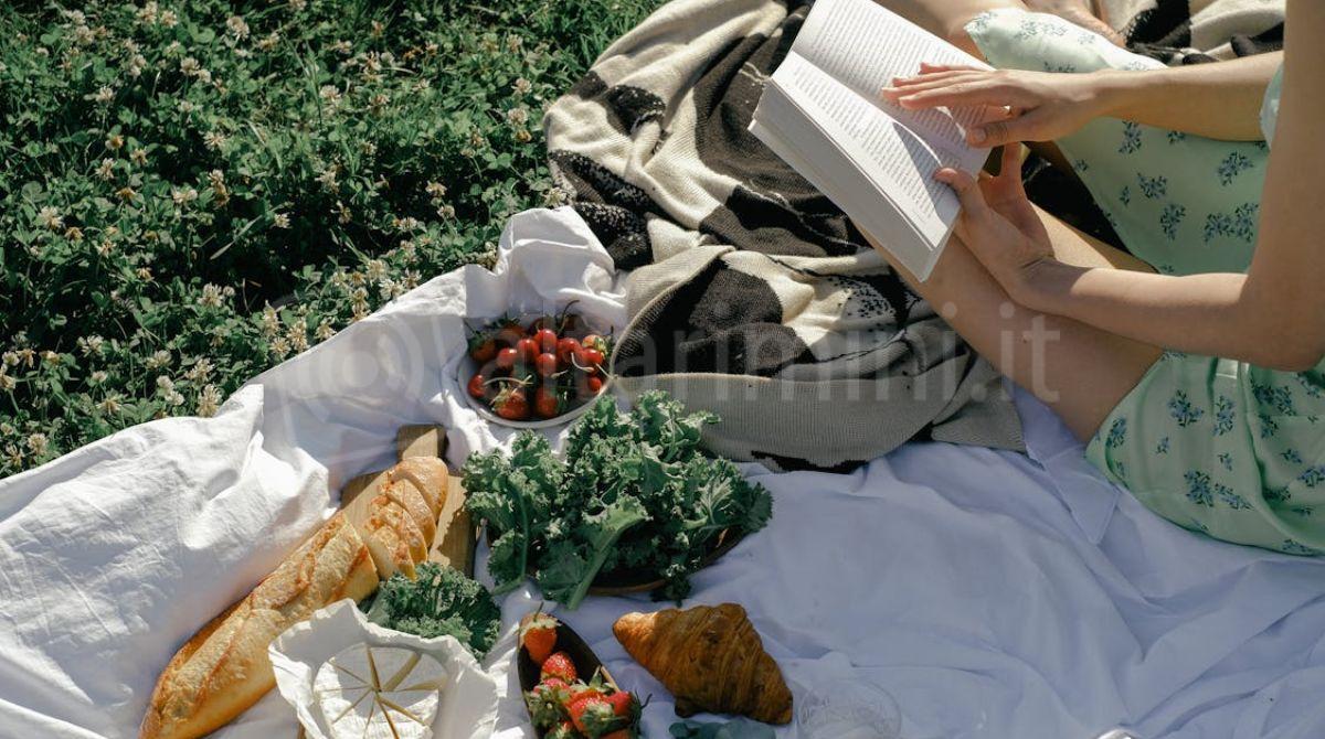Pasquetta con un libro: 4 letture brevi ma intense da gustare in un giorno solo -
