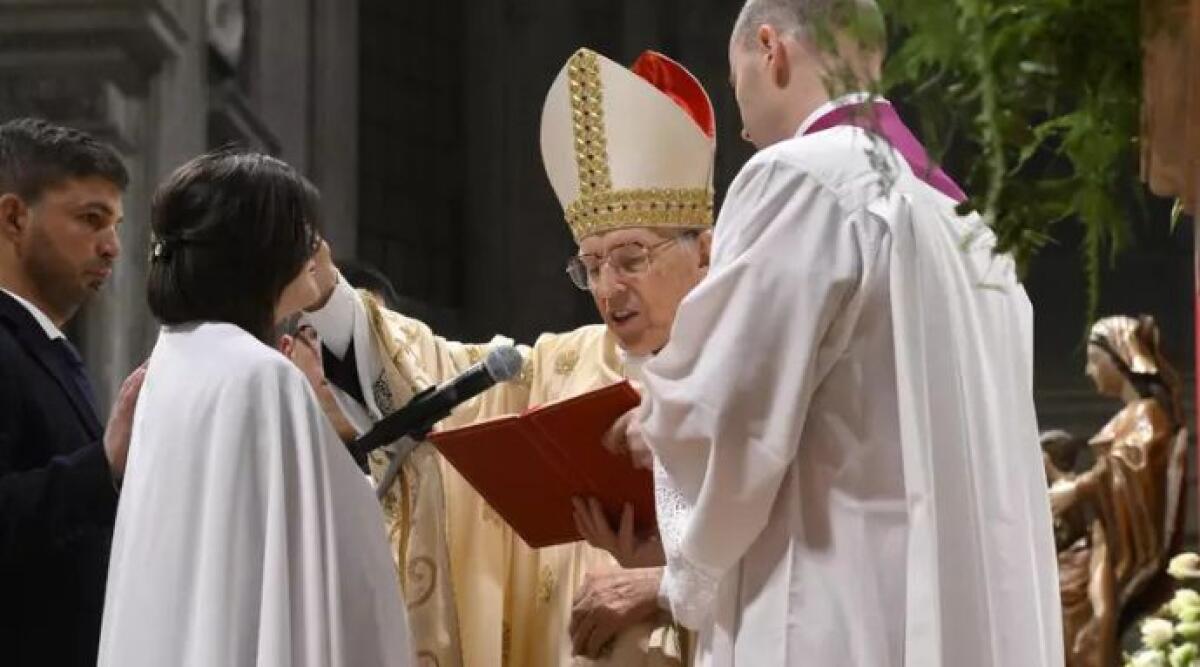 Papa Francesco: 'Nessuna pace senza disarmo' nell’Urbi et Orbi di Pasqua - Veglia di Pasqua in Vaticano, presiede il cardinale Re. Ph Ansa