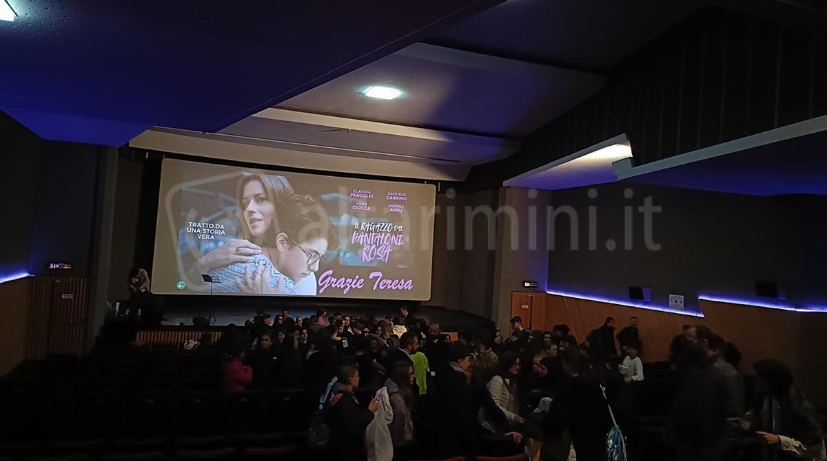 Il ragazzo dai pantaloni rosa: incontro a Pennabilli con la madre di Andrea, vittima di bullismo - L'incontro al Cinema Gambrinus di Pennabilli