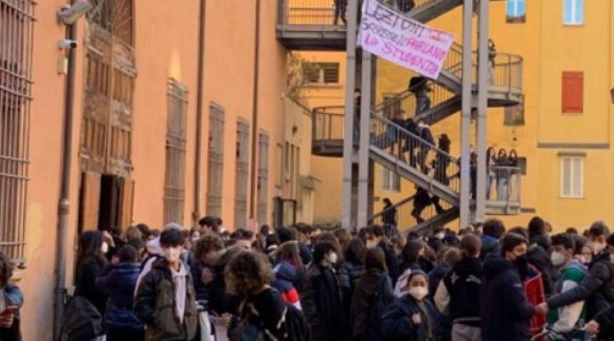Scuola: denunce e sanzioni per gli studenti che hanno osato parlare di riarmo, sicurezza e Gaza - Ph Ansa