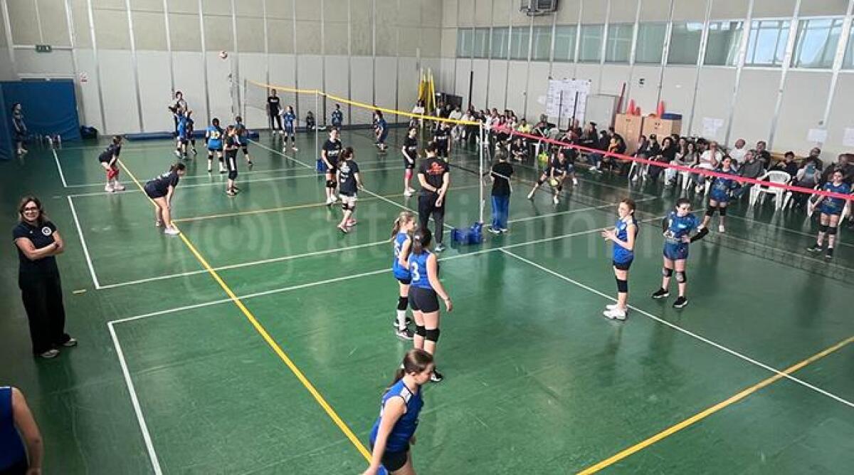 Pallavolo: un arrivederci tra entusiasmo e sport, si chiude la stagione Under 11 a Novafeltria - Un momento di gioco del torneo