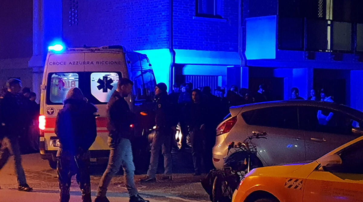 Incidente in via Acquario, 15enne sinti ancora in coma. Tensione in ospedale tra i parenti - Il luogo dell'incidente