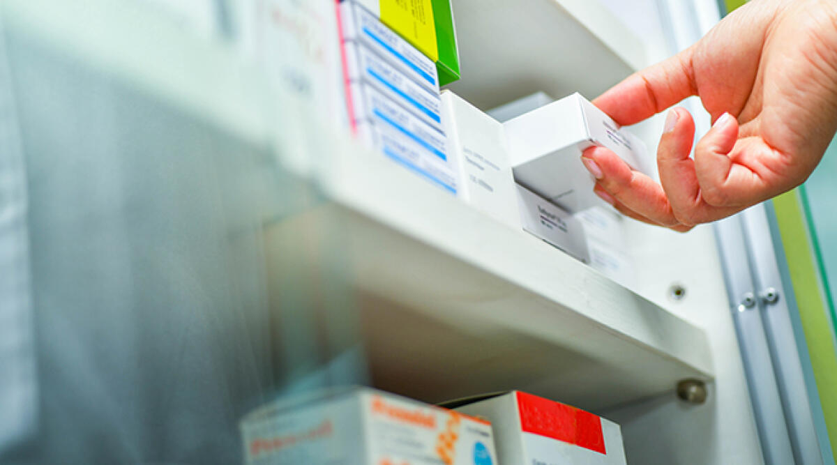 Farmaci ospedalieri siano distribuiti anche nelle farmacie territoriali: la proposta - L’episodio è accaduto in una farmacia comunale in zona Colonnella a Rimini