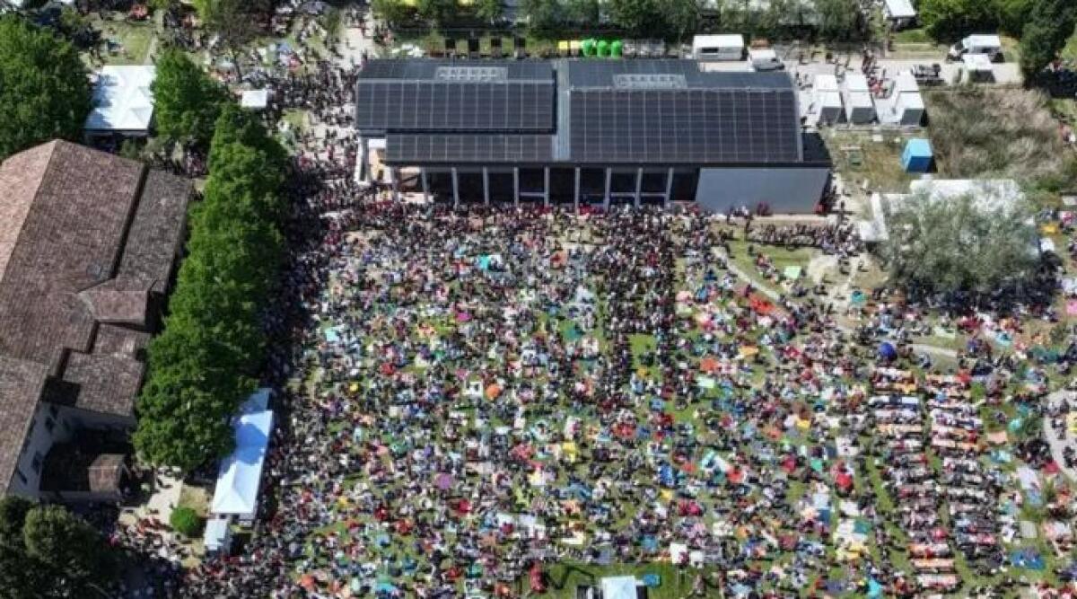 Migliaia a Casa Cervi: "Siamo i nuovi partigiani" - Ph Ansa