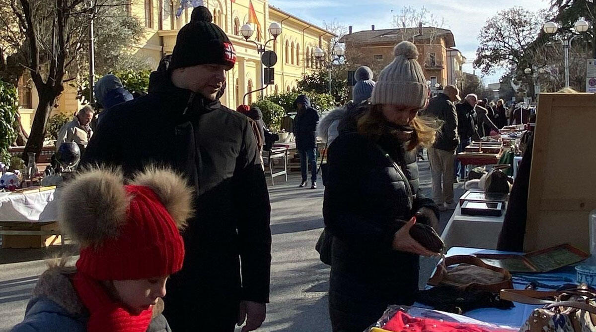 Cattolica, torna la mostra mercato di antiquariato: tradizione ma non solo -