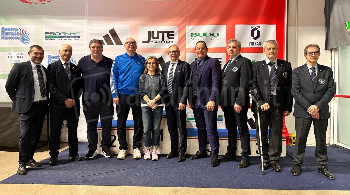 I giovani talenti del karate brillano a Riccione: 3000 presenze al Playhall - 