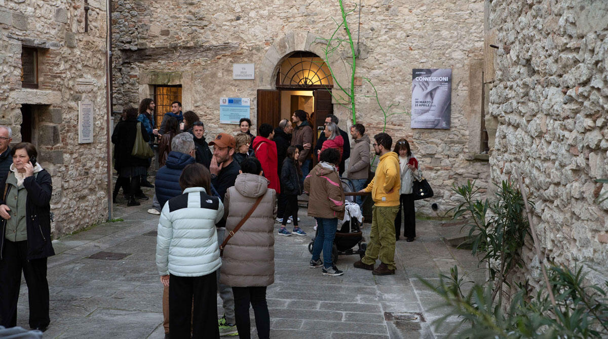 Pennabilli: ultimi giorni per visitare Connessioni, la mostra di Jodypinge -