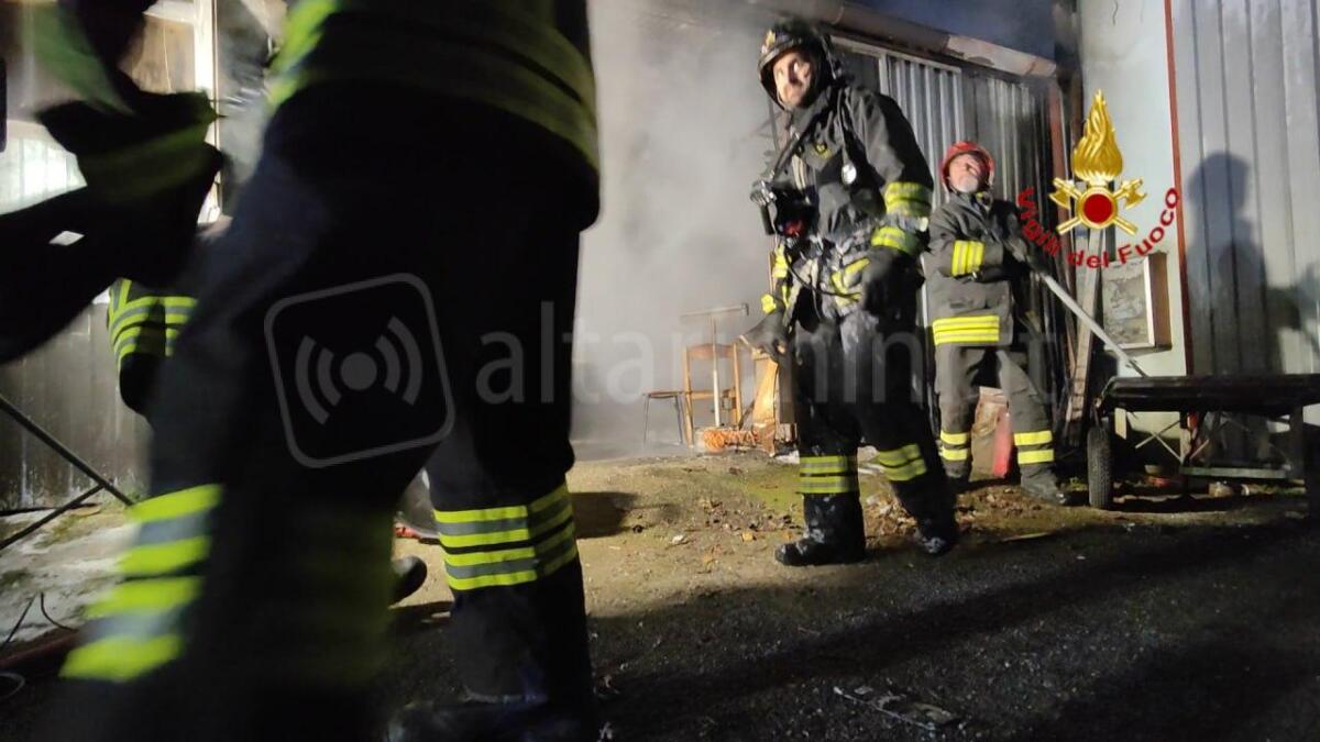 Incendio doloso per sabotare l'asta: cinque a giudizio - Foto di repertorio