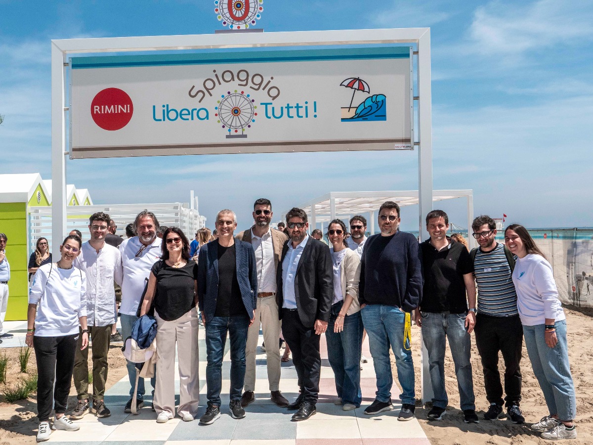 Una spiaggia moderna accessibile a tutti e senza barriere: è realtà a Rimini - PH Gallini