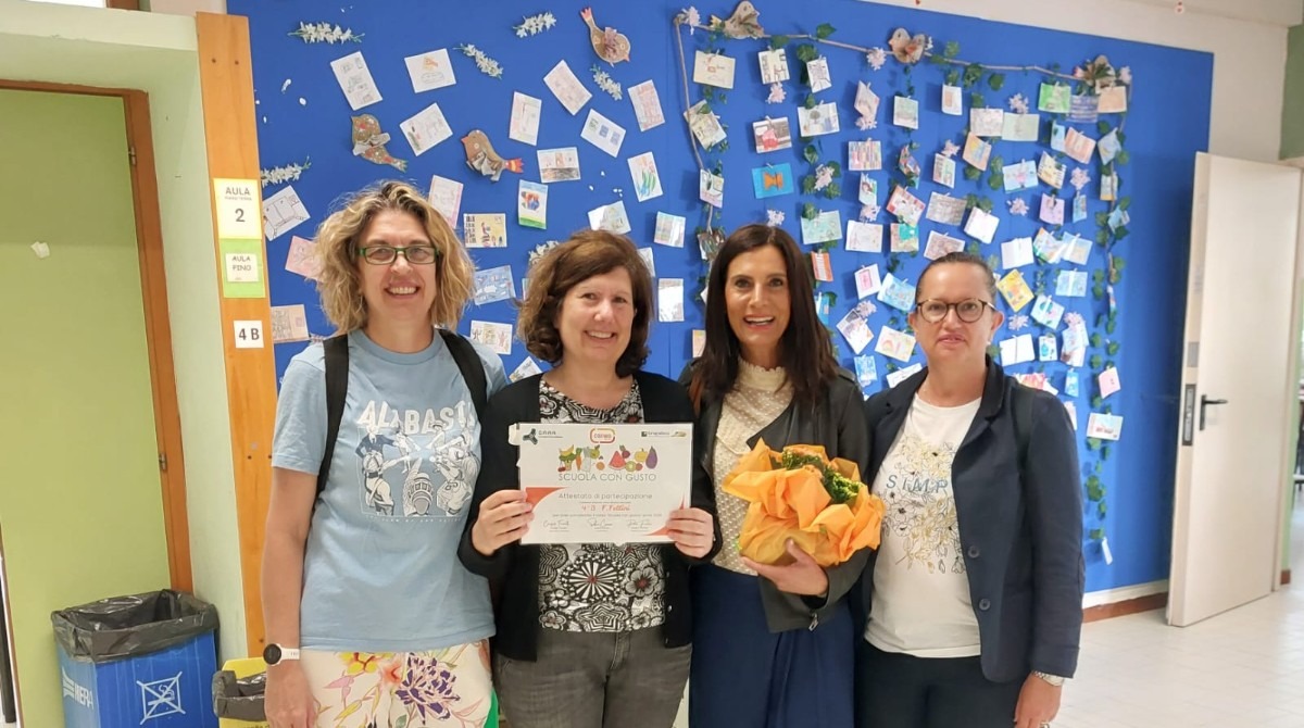 Educare all'alimentazione sana: il CAAR premia i bambini che hanno scelto merende salutari -