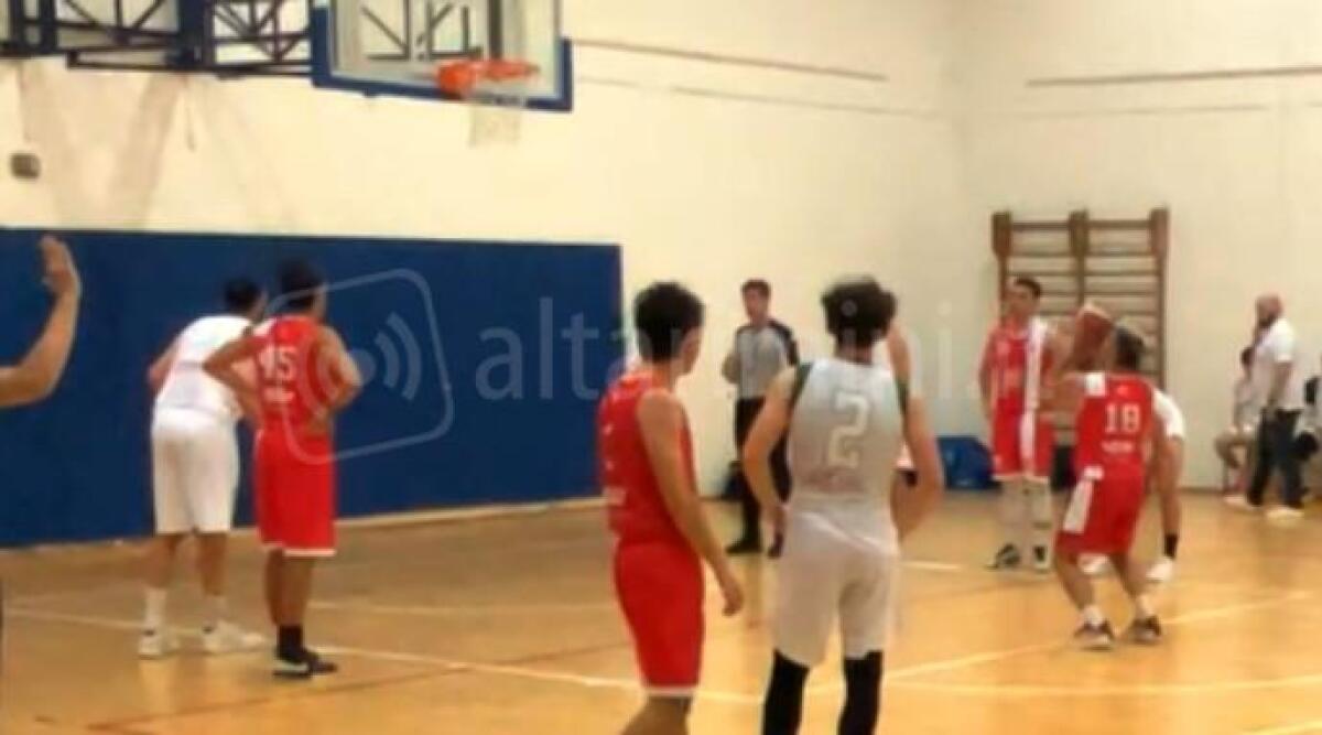 Basket Div.Reg.2, quarti playoff: Bellaria batte il Navile in gara1 -