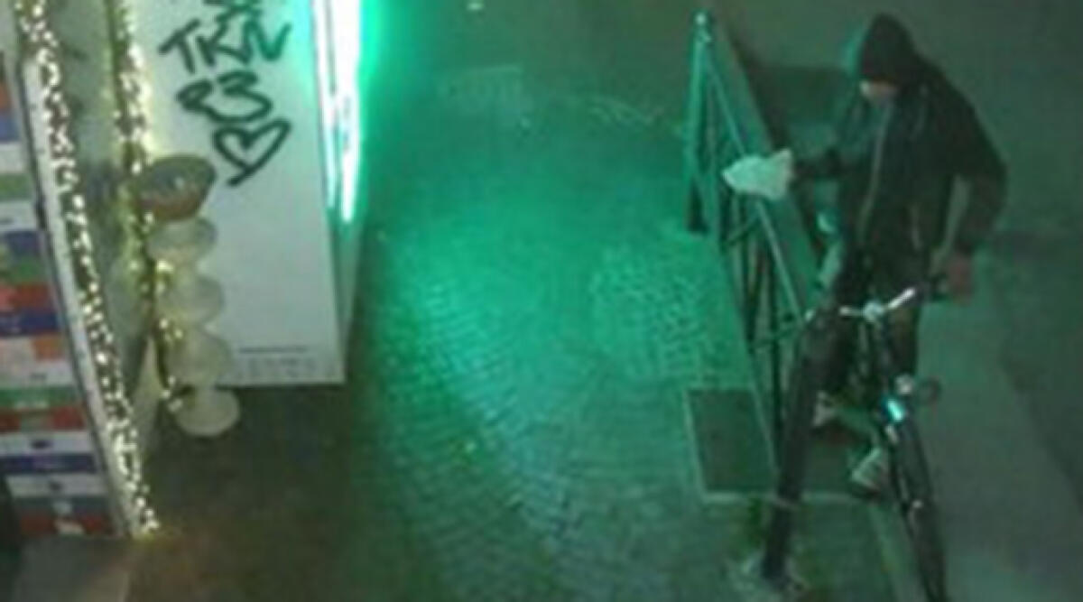 Santarcangelo, ennesimo colpo alla tabaccheria: danni per 11mila euro - L'attacco al distrubutore