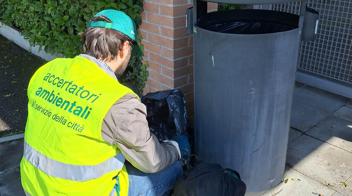 Guerra ai furbetti dei rifiuti a Riccione, arrivano gli accertatori di Hera -