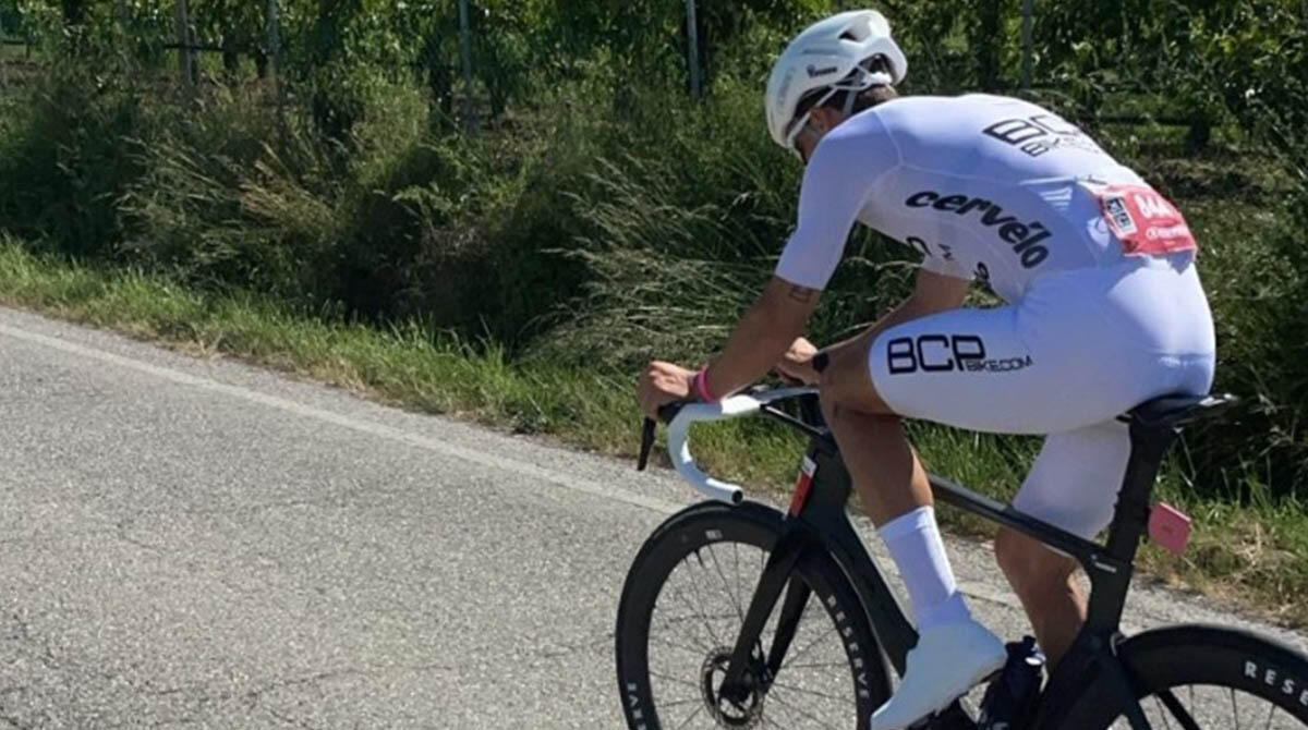 Spettacolo Nove Colli: Alberto Nardin vince la storica gara ciclistica, precede Facchini e Valverde - Nardin verso la vittoria della Nove Colli