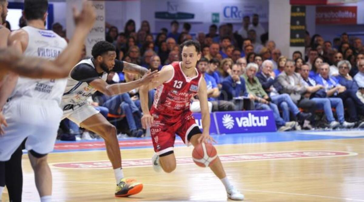 Basket A2, RivieraBanca cade anche in gara4 a Brindisi (66-54). Mercoledì gara5 al Flaminio - 