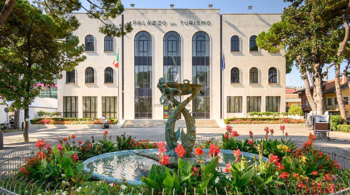 Riccione ospita “Viaggio nel colore”: la mostra pittorica del Centro arti figurative - Ph Casalboni