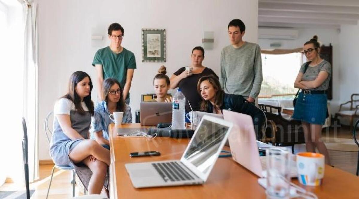Istruzione e lavoro, ricerca di Open Polis: a Rimini occupato il 74,1% nella fascia 25-49 anni - 