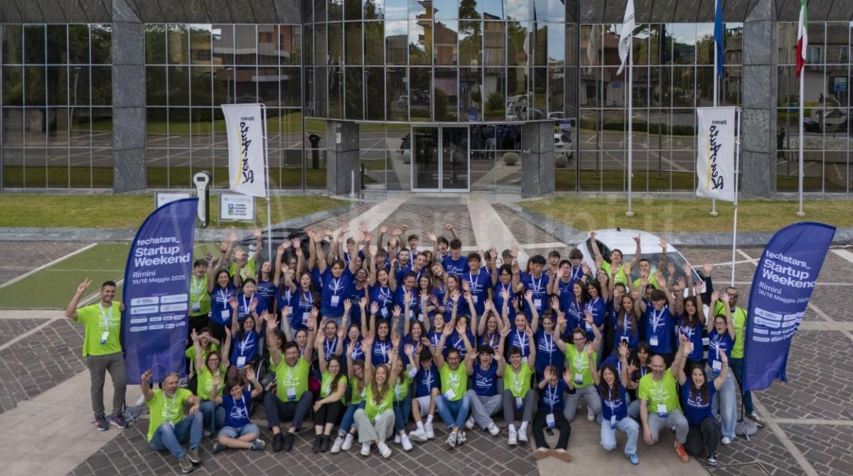 Startup Weekend Rimini: 72 studenti e studentesse con 10 idee che guardano il futuro - Le studentesse e gli studenti presenti