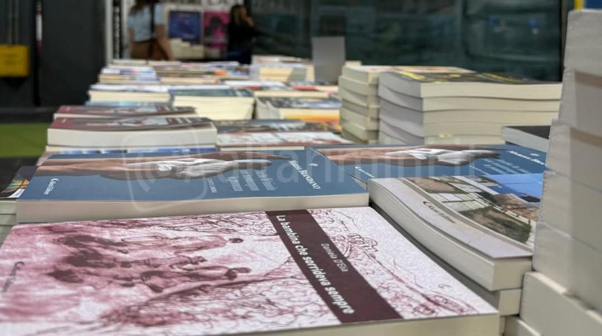 Il romanzo d'esordio della cattolichina Daniela D'Elia arriva al Salone del libro di Torino - Salone del libro