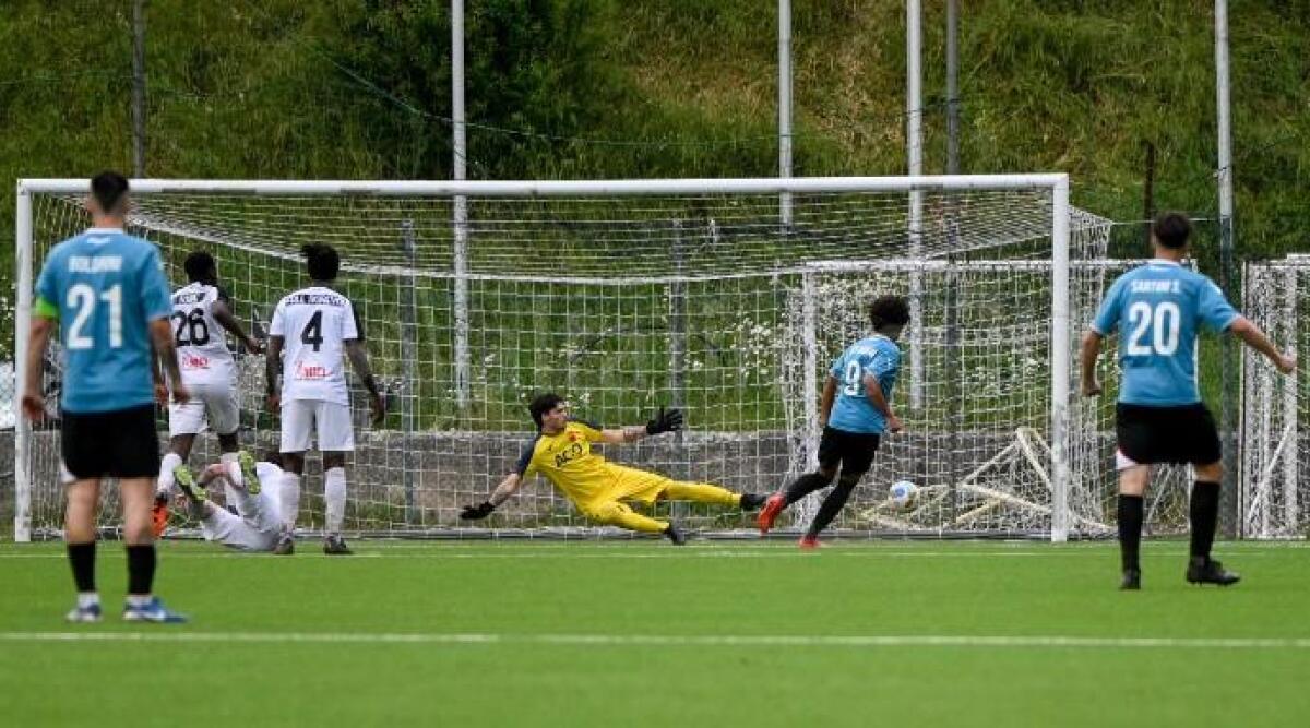 Calcio RSM, primo atto al San Giovanni. Tra Cosmos e Tre Penne vince l'equilibrio (1-1) -
