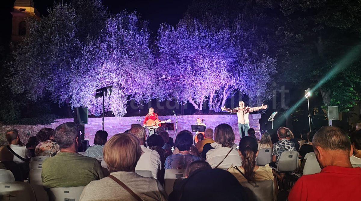 "Estate fuori dal Comune": San Giovanni in Marignano si trasforma in un grande palcoscenico -