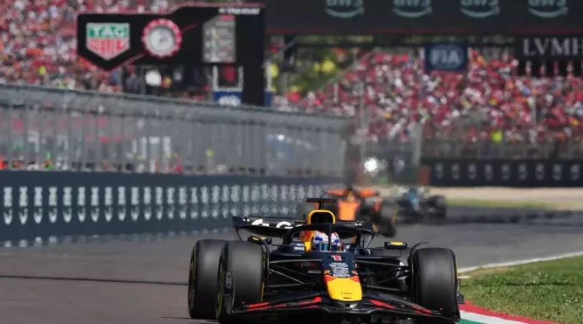 Verstappen re di Imola: quarta vittoria consecutiva nel segno del dominio - Verstappen, Ph Ansa
