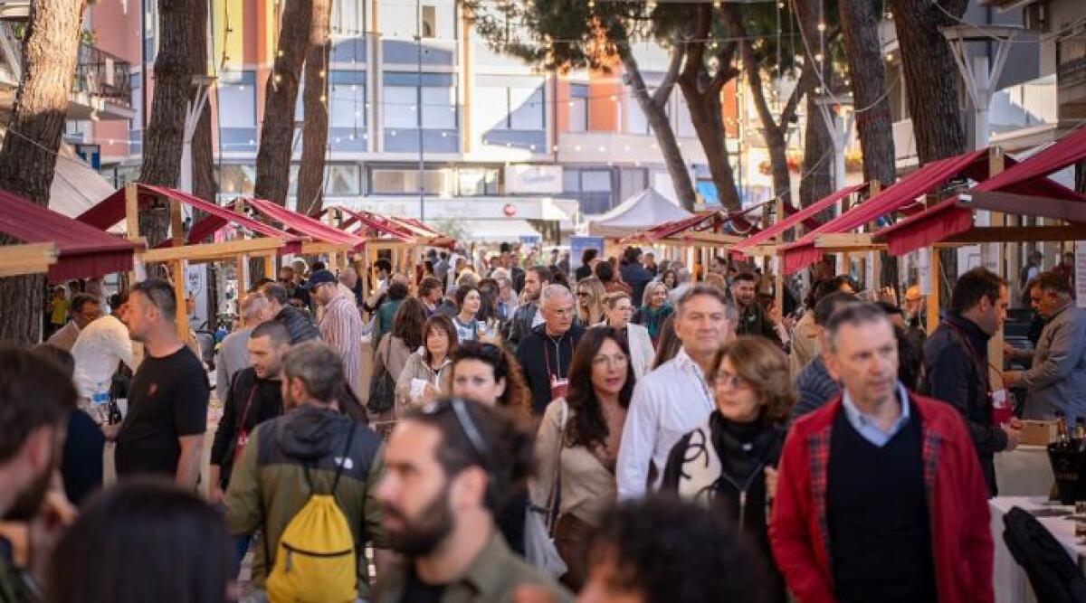 Cattolica incorona il vino: boom per il Wein Tour - Wein Tour Cattolica
