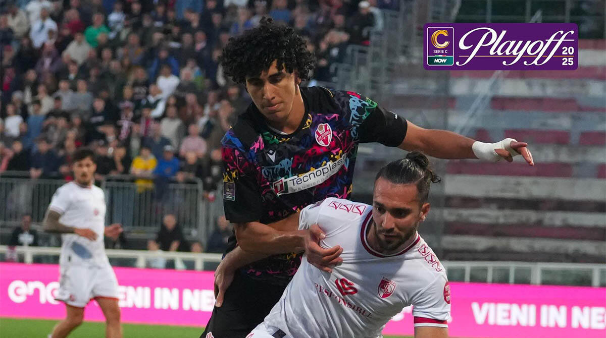 Magia di Lombardi al 91', il Rimini indenne con la Vis Pesaro (1-1) - Coppola sovrasta Ubaldi PH RIMINI FC