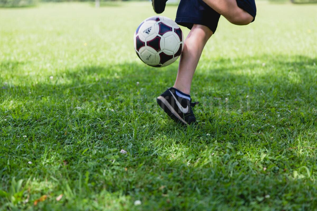 A Rimini il primo Torneo del Giubileo: evento benefico per la scuola di Taybeh in Cisgiordania - Photo by Markus Spiske on <a href="https://www.pexels.com/photo/person-field-playing-school-972513/" rel="nofollow">Pexels.com</a>