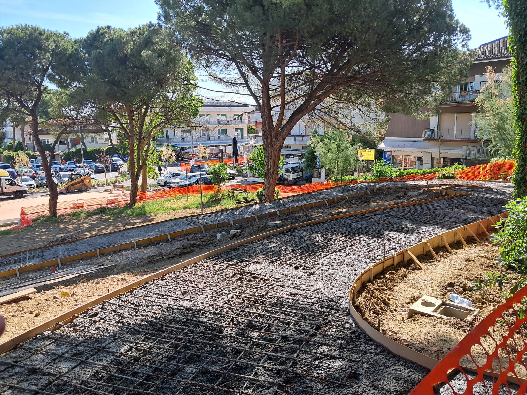 I lavori alla ciclabile in zona parco di piazzale XX Settembre