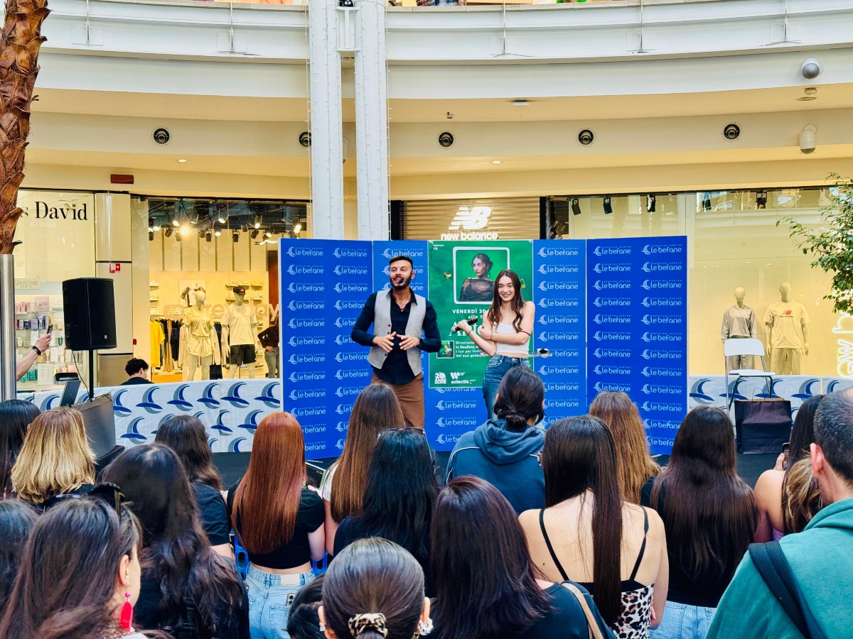 Antonia di Amici ha salutato oltre 300 fan alle Befane Shopping Center - 