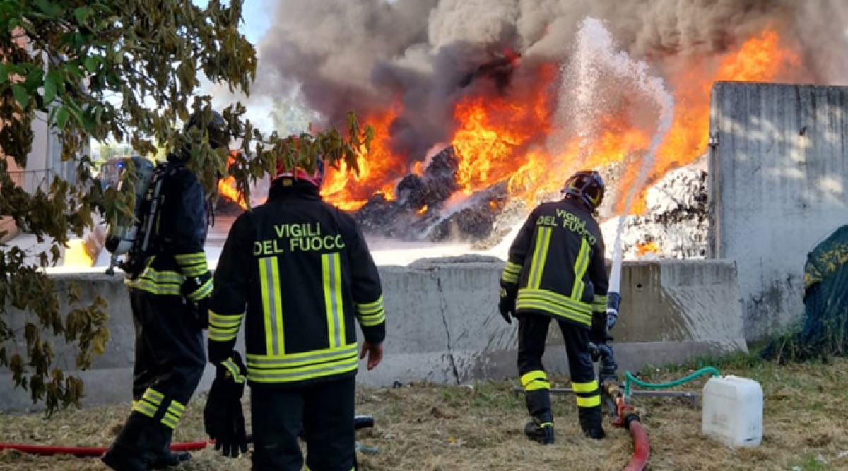 Incendio all’impianto Hera di Raibano, area sotto sequestro