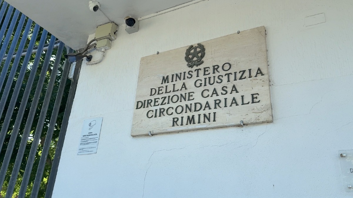 Suicidi in carcere, uno spettacolo per riflettere: “Sbarre di solitudine” a Rimini - 