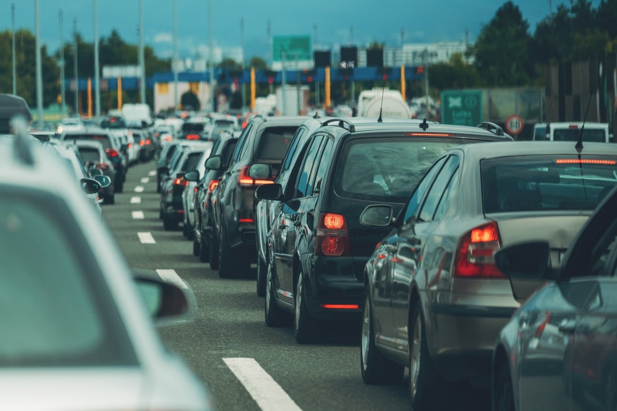 Mobilità sostenibile a Rimini: solo il 6,1% delle auto è ibrido o elettrico -