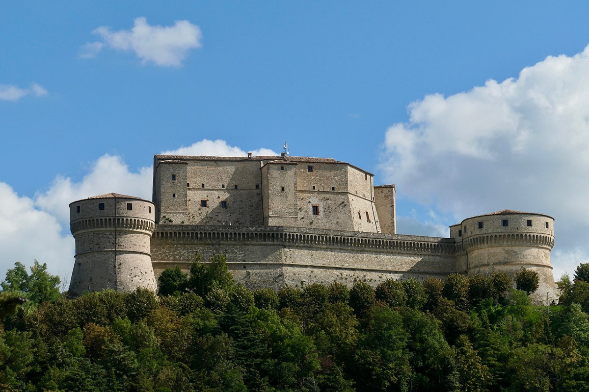 Dall’imprigionamento alla rinascita | San Leo, la fortezza che racconta storie incredibili - Foto: Bruno Rijsman/Wikipedia