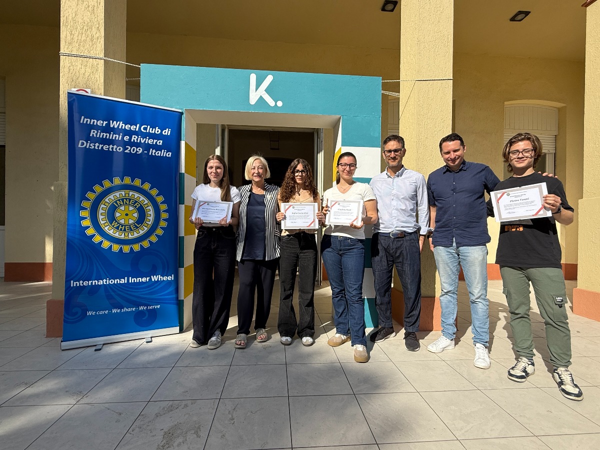 Rimini, Inner Wheel premia con una borsa di studio quattro studenti meritevoli - 