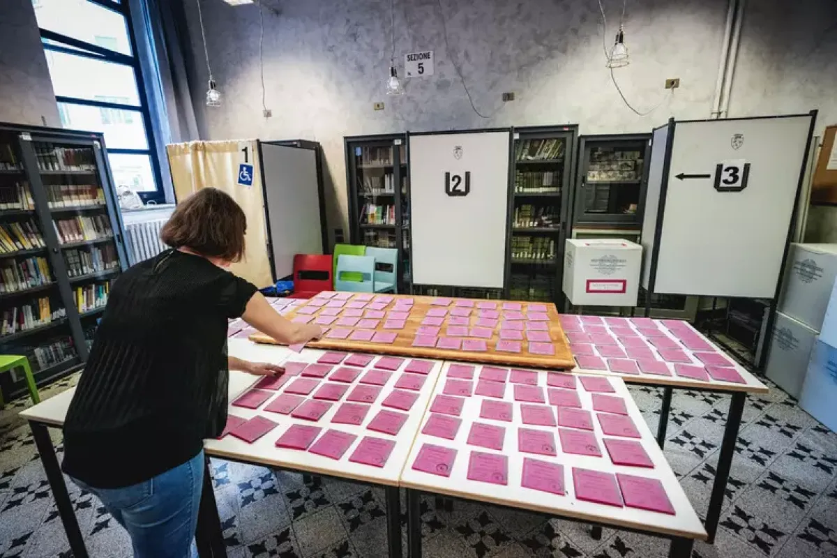 Domenica si vota per i referendum su lavoro e cittadinanza - © Ansa