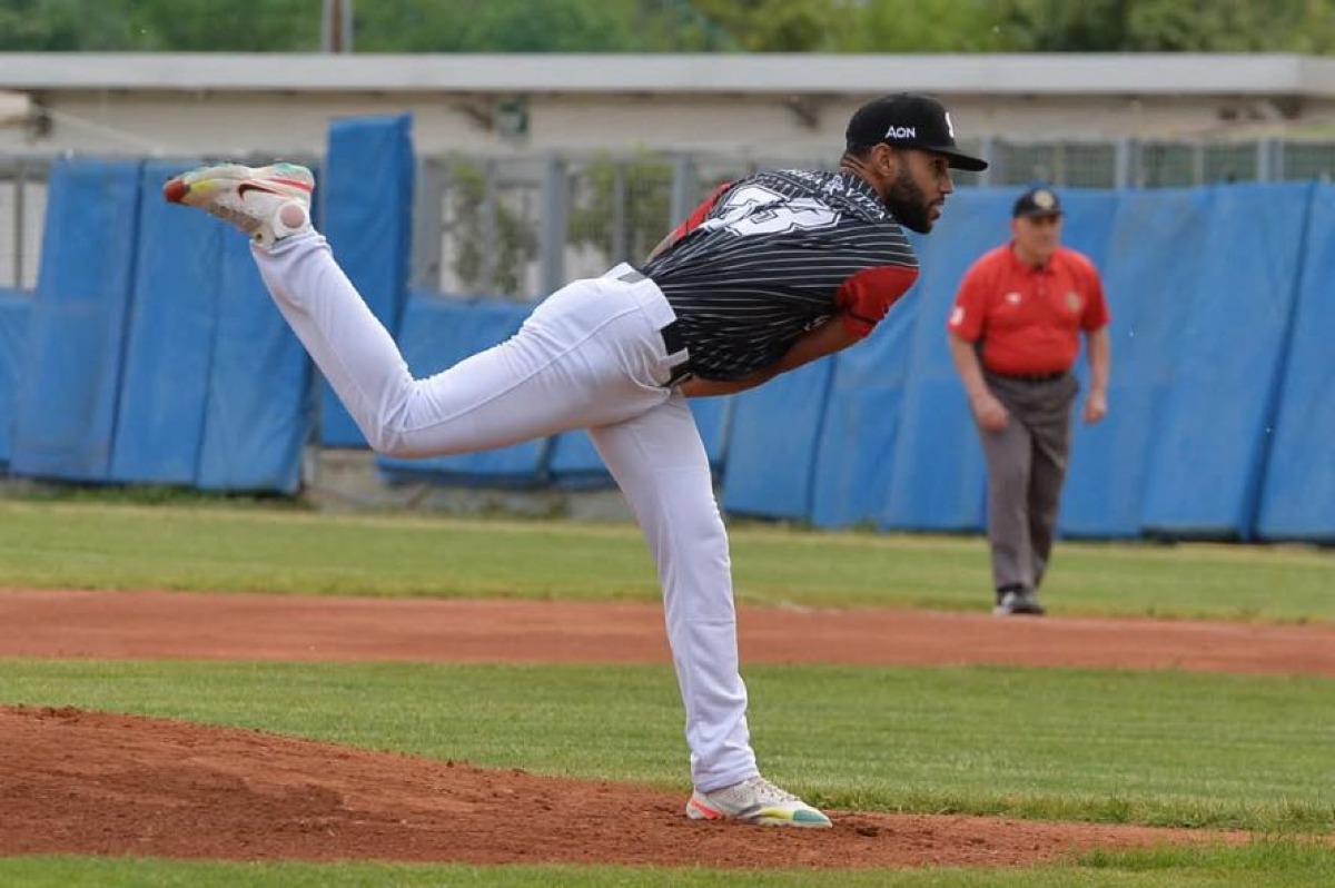 Baseball, per New Rimini una domenica nera - Il itcher cubano Frank Herrera Camejo, alla prima sconfitta stagionale