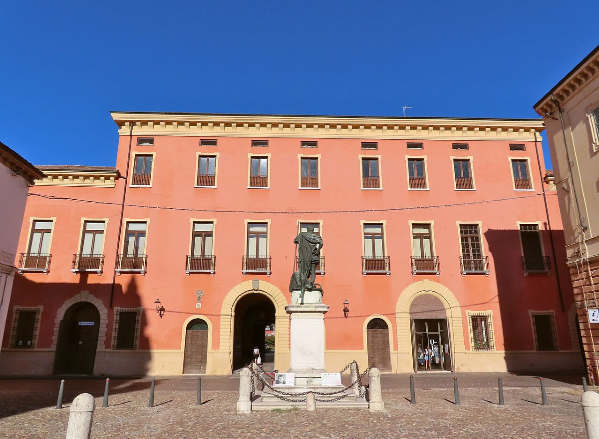 Il capolavoro che sta sorprendendo tutti | Palazzo Ducale di Guastalla e una curiosità che ti lascerà senza parole - Foto: Parma1983/Wikipedia